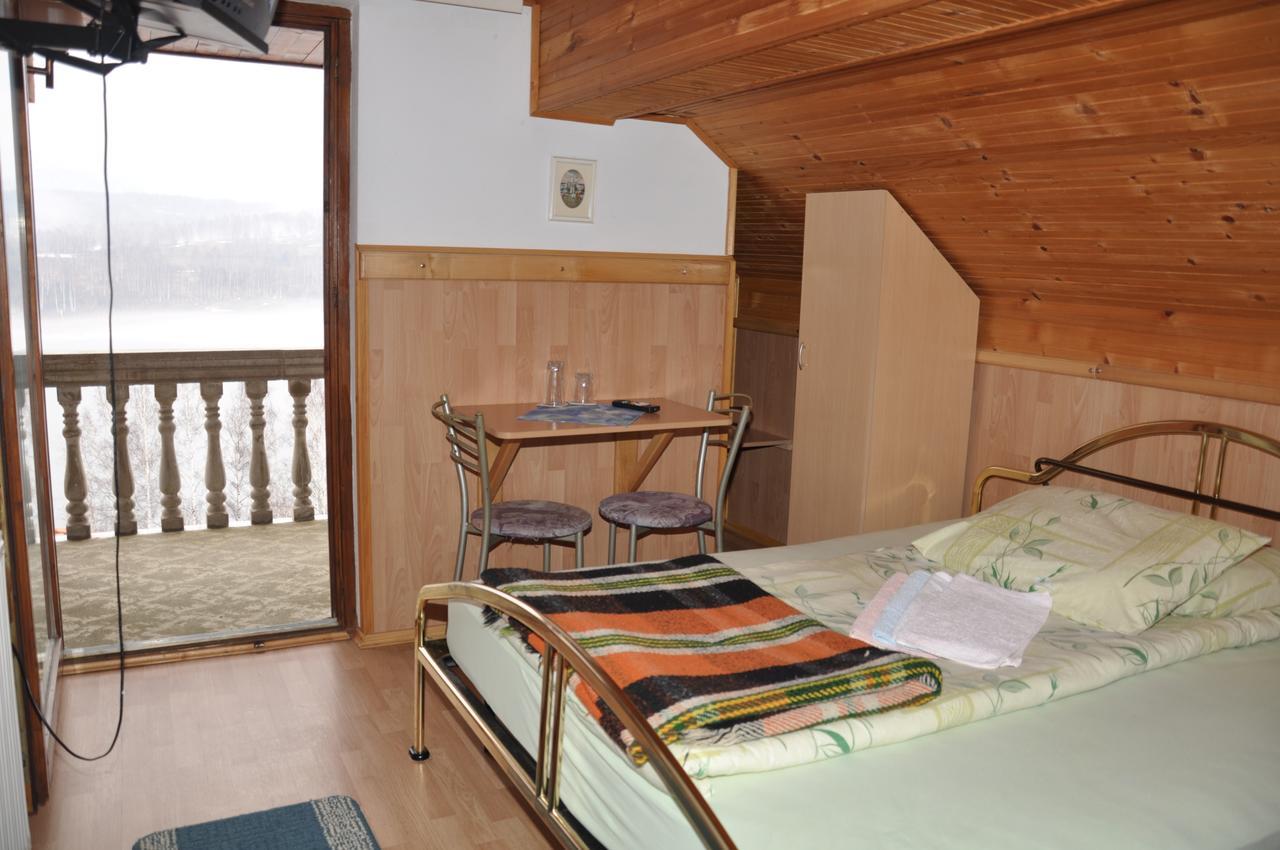 Mm Narcis Bed & Breakfast Власина Рид Екстериор снимка
